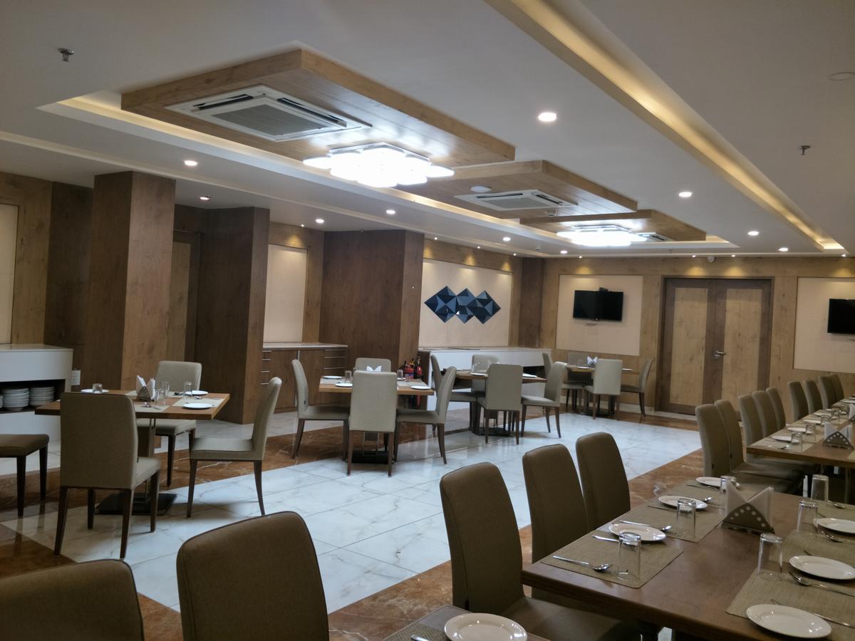 Regenta Central Somnath, Bhalpara Exterior photo